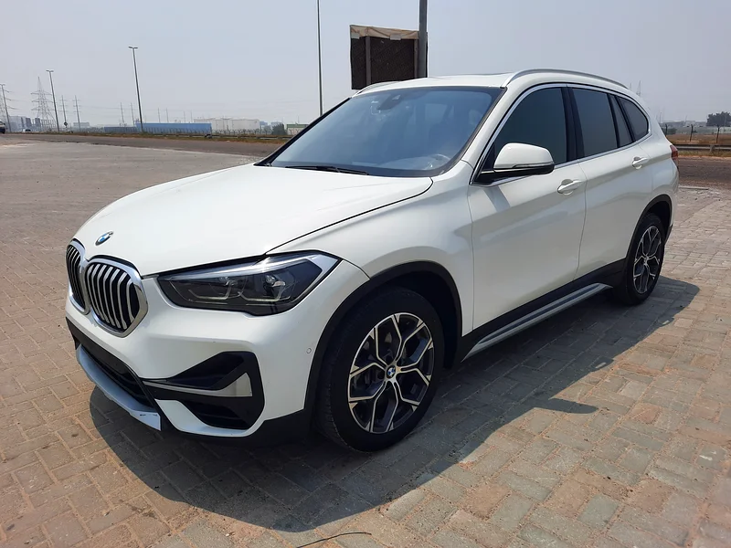 BMW X1 2022 FULL OPTION with original airbags63228782878595112