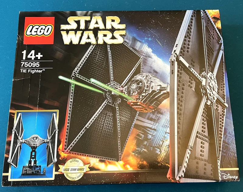 Epic LEGO Star Wars TIE Fighter Set - 1685 Pieces! 7509563205356429187111