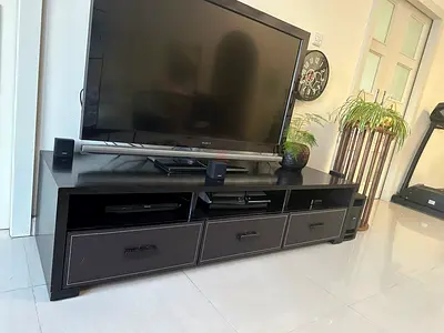 A tv table
