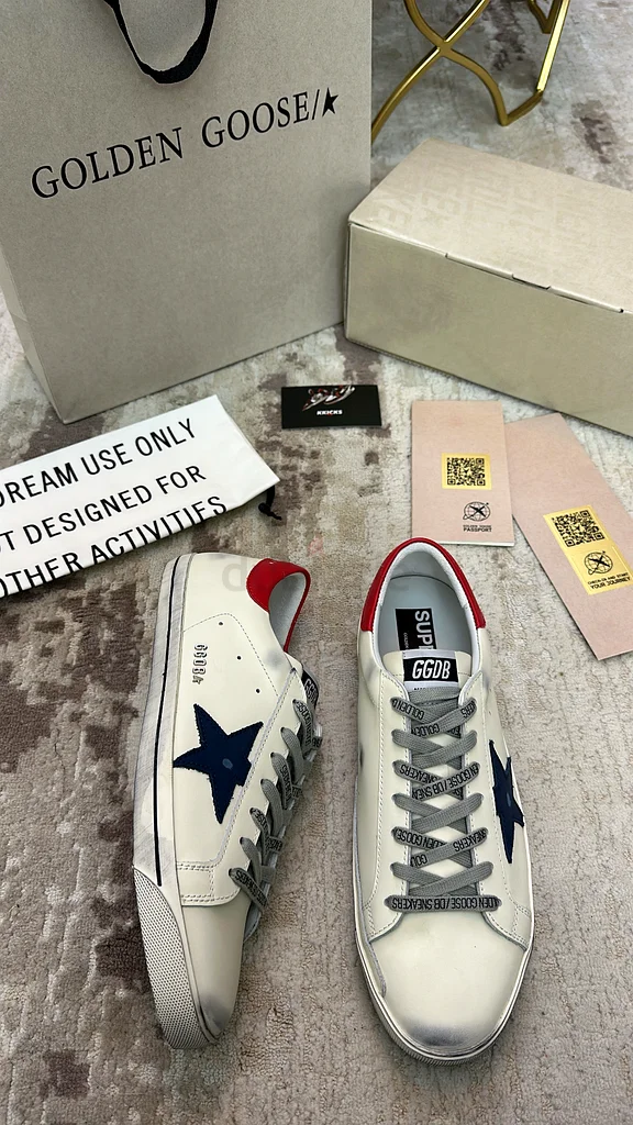 Golden Goose Super-Star Sneaker ‘Blue/Red’63238110069890111