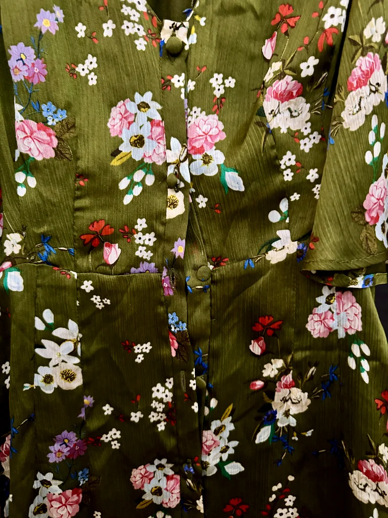 brand new green dress for 10dhs only!63239618459266111