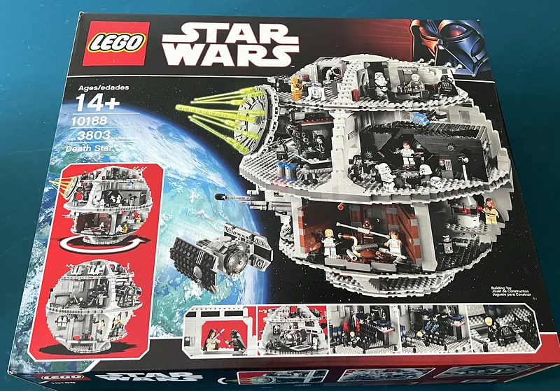 Epic LEGO Star Wars Death Star Set - 1018863227281219329111