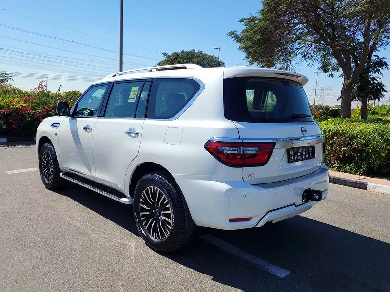 2024 / NISSAN PATROL LE PLATINUM / V8 / GCC / THE DEALE WARRANTY63233101965442113