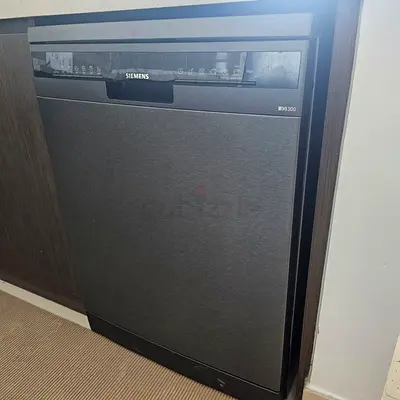 Siemens iq300 Dishwasher Three racks meta black colour wifi home connect