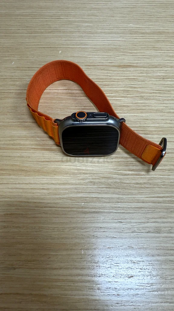 Apple Watch Ultra 163165711647746113