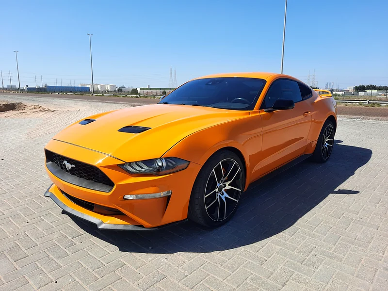 Ford mustang 2019 premium  eco boost V4 turbo63148646088833112