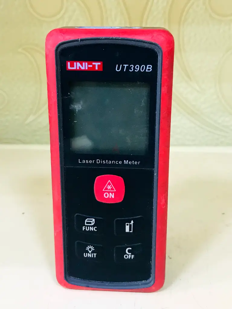 UNI-T UT 390B Laser Meter