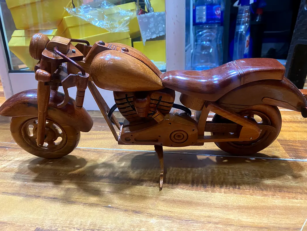Harley Davidson mahogany 33cm length home decor bike