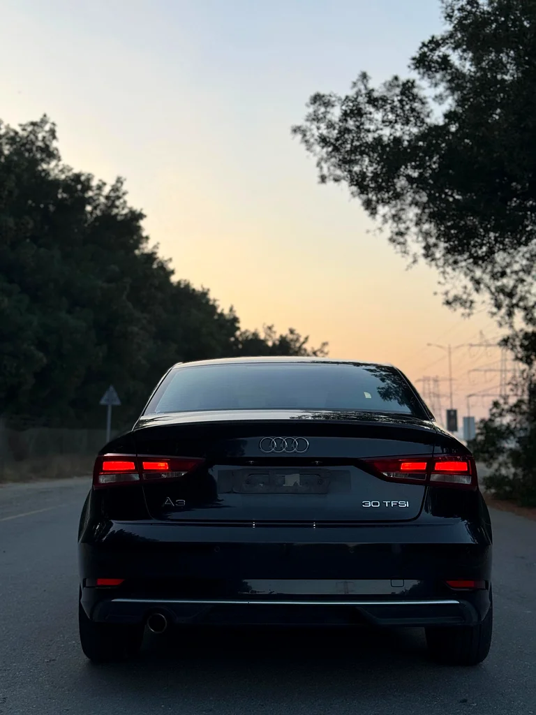 2017 Audi A3 Standard 1.0L 3 cylinders 114 HP -------------------------------------------- GCC Specification63398614482050114
