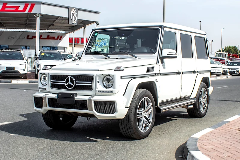 2014- G63 AMG - FULL OPTIONS -LOW MILEAGE- BLACK INSIDE - IMMACULATE CONDITION - ONLY 43,000 KM63177102764930112