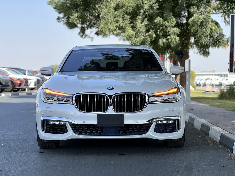 بي إم دبليو 750 لي | مجهزة بالكامل | جميع الملحقات | مستوردة من اليابان632287842808331124
