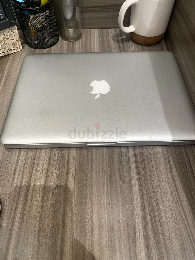 MacBook Pro63167579462658111