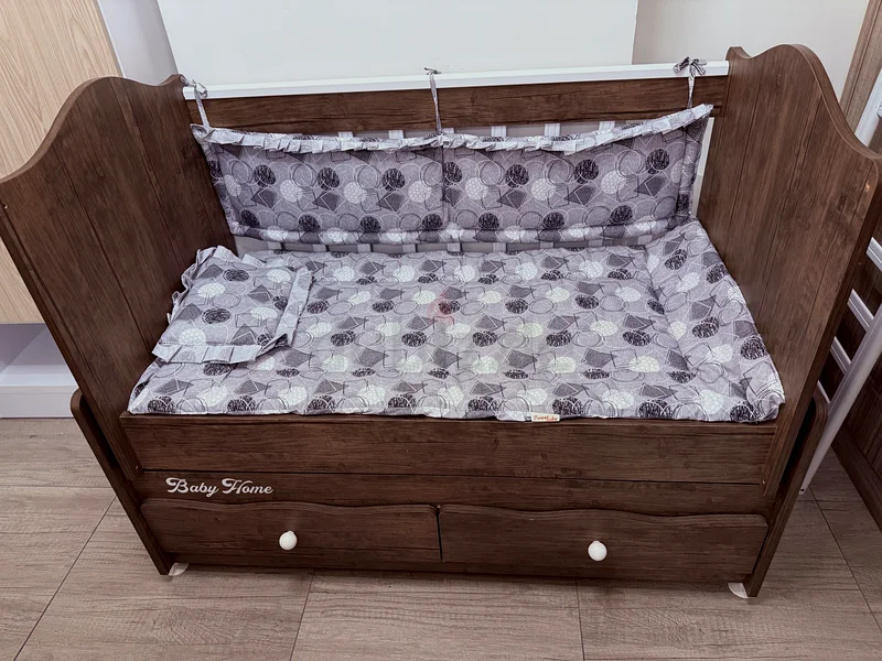 Baby bed with the full set cover for bed63205891526786112