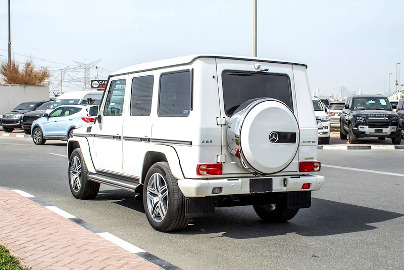 2014- G63 AMG - FULL OPTIONS -LOW MILEAGE- BLACK INSIDE - IMMACULATE CONDITION - ONLY 43,000 KM63177102764930113