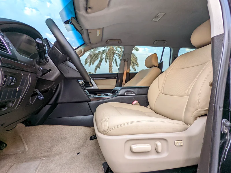 TOYOTA LAND CRUISER 2009 FACELIFTED 2025 WITH INTERIOR AND EXTERIOR GCC IN EXCELLENT CONDITION63157883267203113