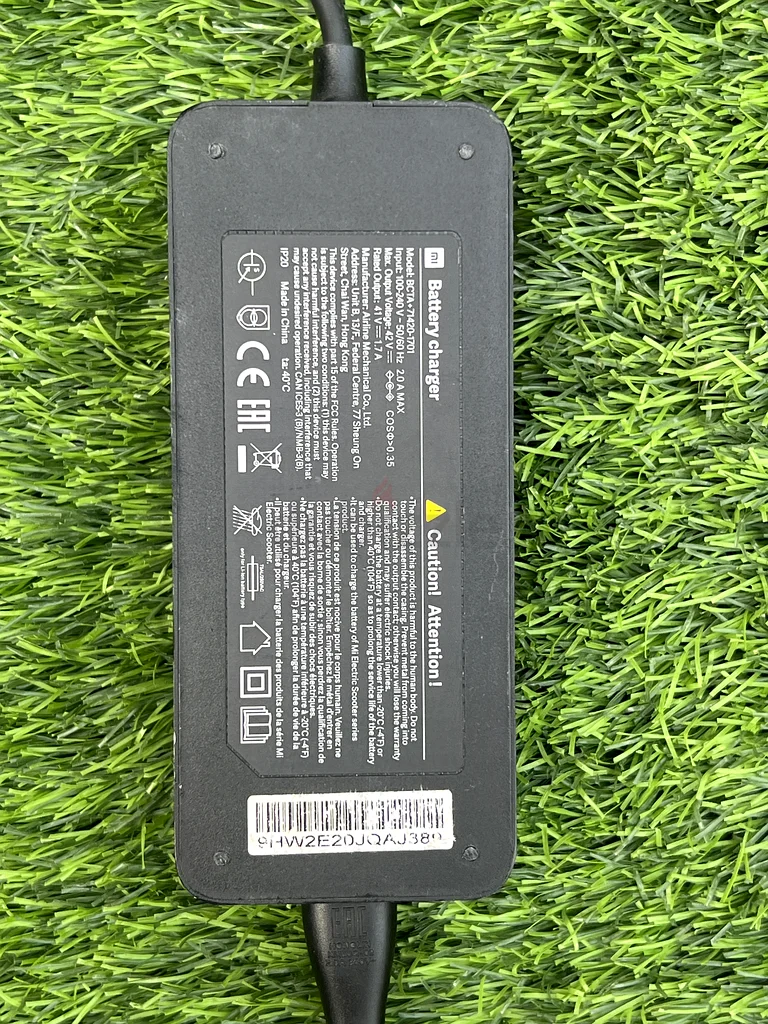 Xioami scooter charger63259693577987111