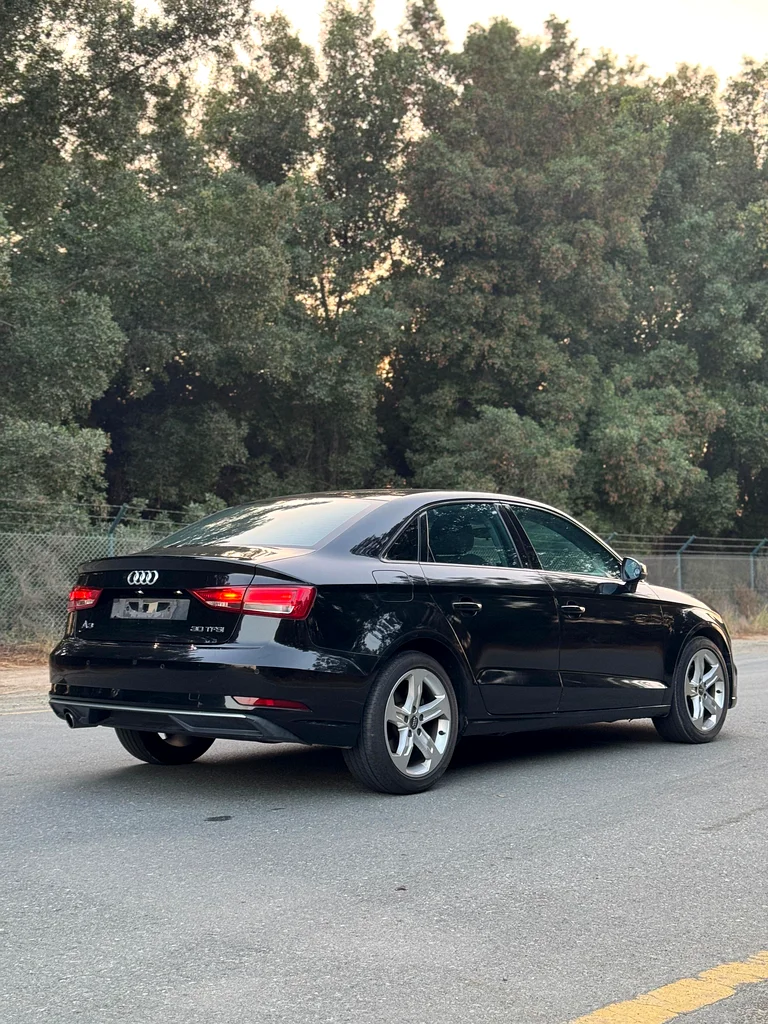 2017 Audi A3 Standard 1.0L 3 cylinders 114 HP -------------------------------------------- GCC Specification63398614482050113