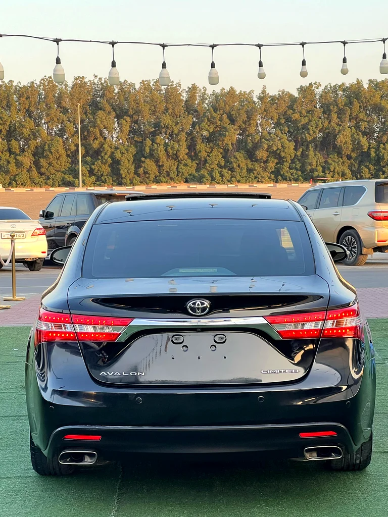 Toyota Avalon Gulf Model 201363402408312065113