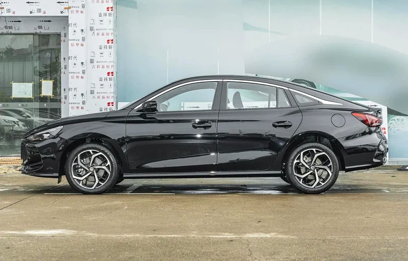 MG 5 Luxury GT / 2025 جديد بالكامل63177100361475112