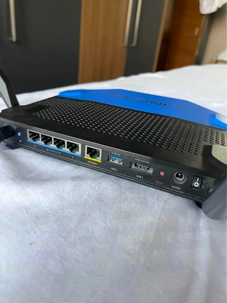 Wifi Router linksys wrt1900ACS63256601285379113