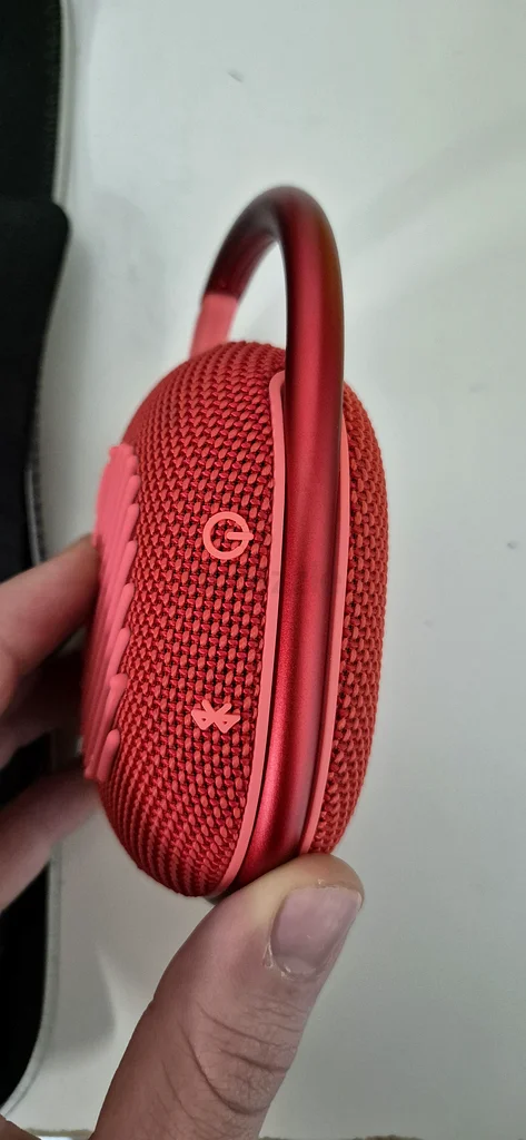 Speaker JBL clip 463262397268867112