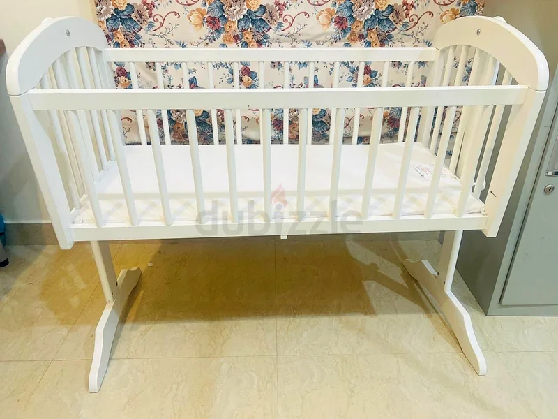 عربية  
مهد أطفال للبيع63195622408961113