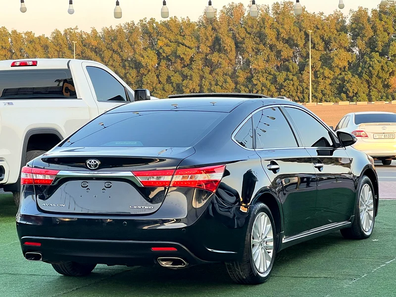 Toyota Avalon Gulf Model 201363402408312065114