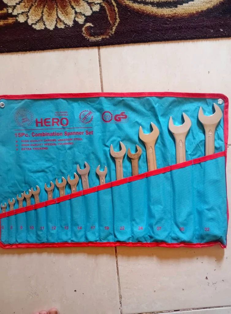 Llave inglesa63220823142915110