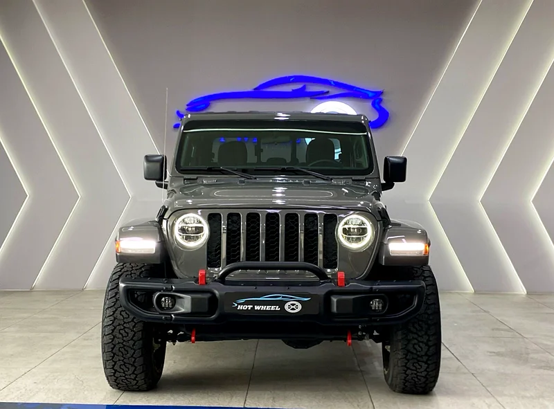 2023 - Jeep Gladiator Sahara V6 with Warranty63225696892161112