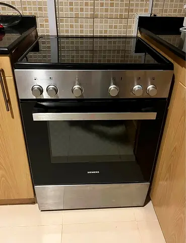 Siemens IQ300 Free Standing 71L Electric Cooker, 60cm Cooker, German Engineering Cooking Range