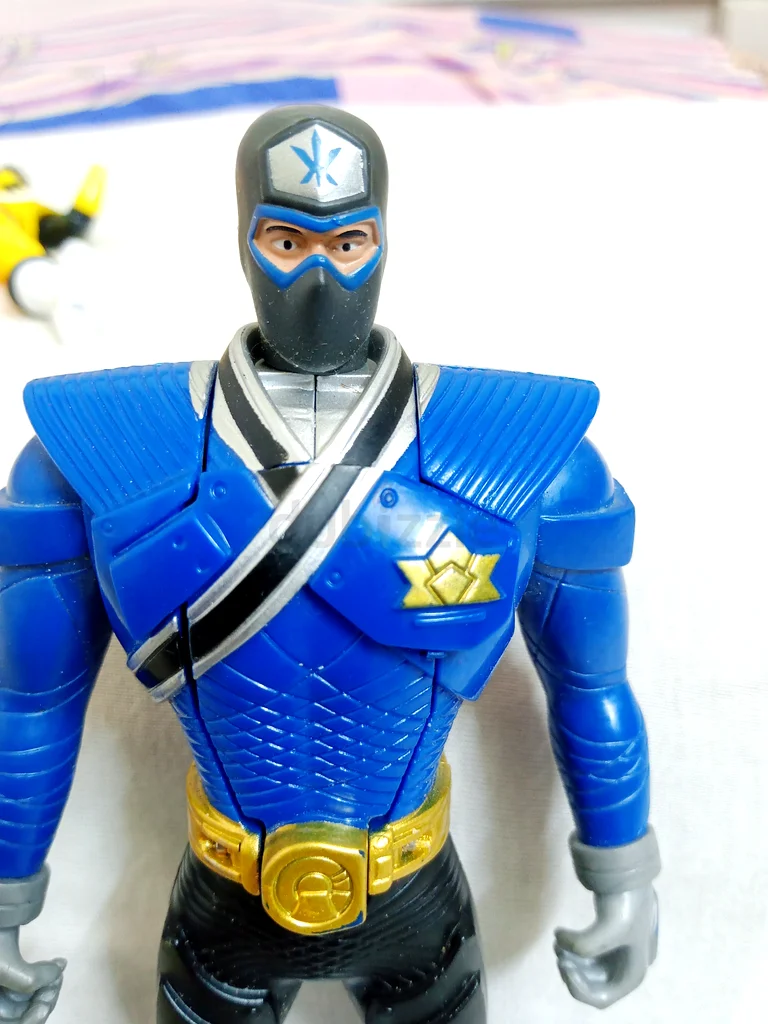 Action figures63228315406850111