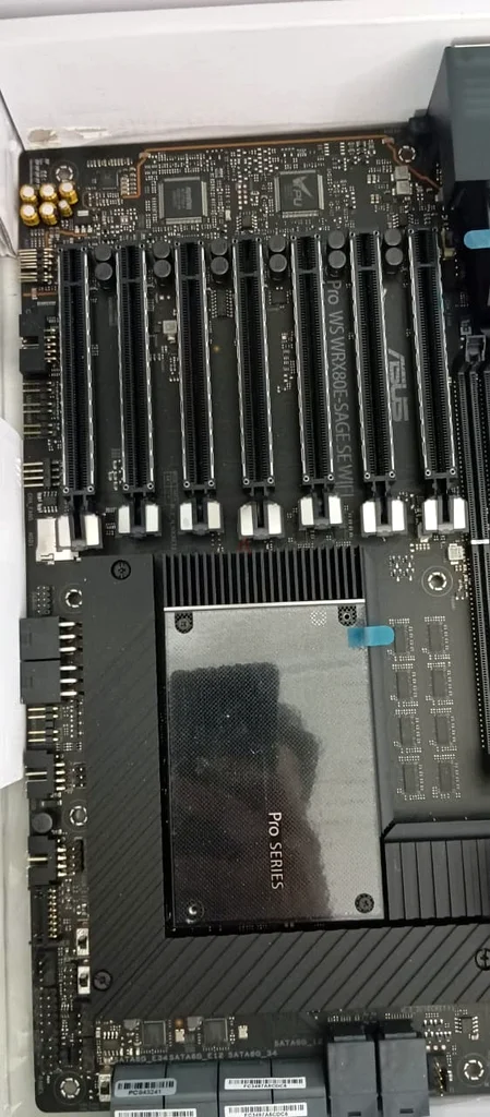ASUS Pro WS WRX80E-SAGE SE WIFI AMD Threadripper Pro EATX63258146395266112