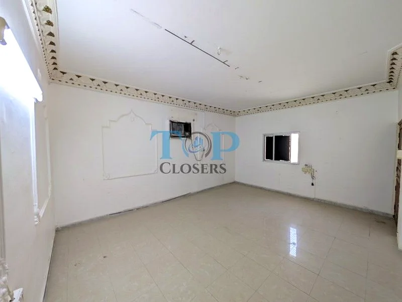 Unbeatable Price | Spacious Ground Floor Villa | Private Yard62867828328705113