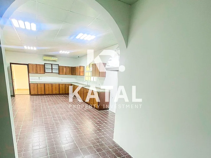Renovated 11 Bedrooms | Gated Villa | Prime Location62868800623746114