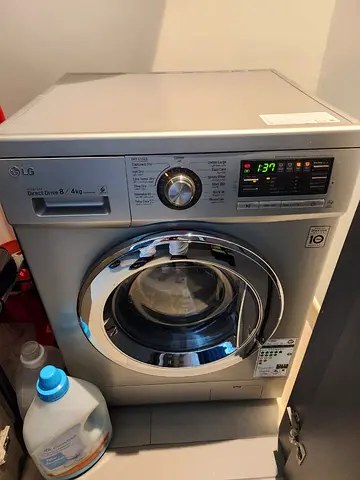 Lg direct drive 8kg Washer 4kg dryer 2in1