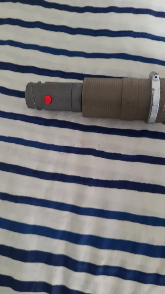 I am selling a fun sword to play with it is a sword from star wars I recommend it for kids63208382493442113