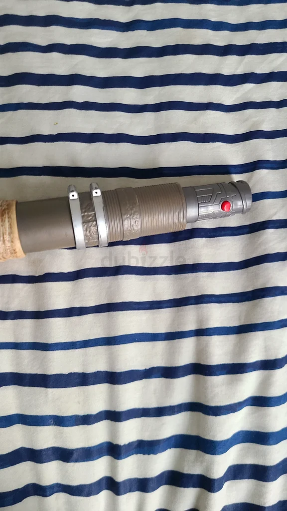 I am selling a fun sword to play with it is a sword from star wars I recommend it for kids63208382493442111
