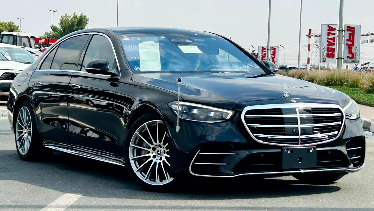Mercedes-Benz S-Class 2022 — photo 1 of 17