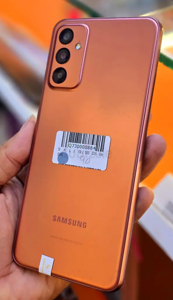 SAMSUNG M23