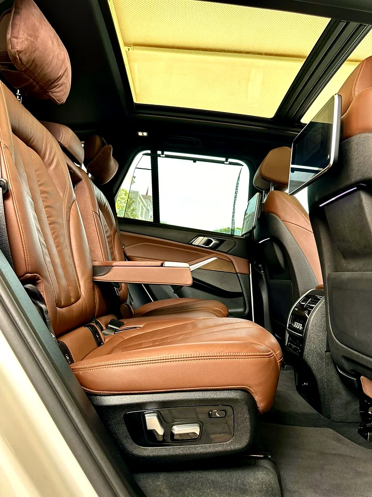 Special order X5 Individual 7-Seater Top Option Warranty and Service contract - Like New63177575437953113