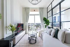 Near Mall | Well-Appointed Furnishings | Deluxe