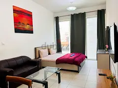 Studio | Smart TV high speed WiFi