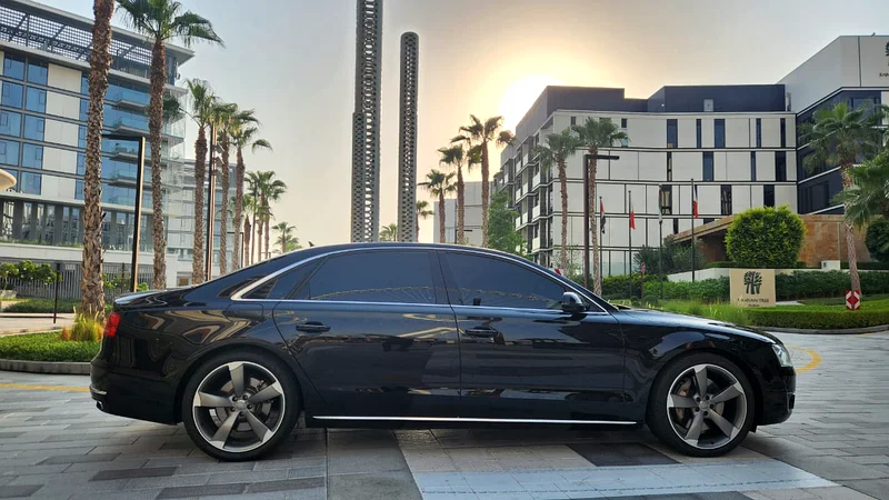 2014-Audi A8L-4.0L-8 Cyl -Full option-Excellent Condition63224791360387114