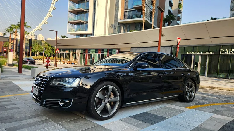2014-Audi A8L-4.0L-8 Cyl -Full option-Excellent Condition63224791360387112