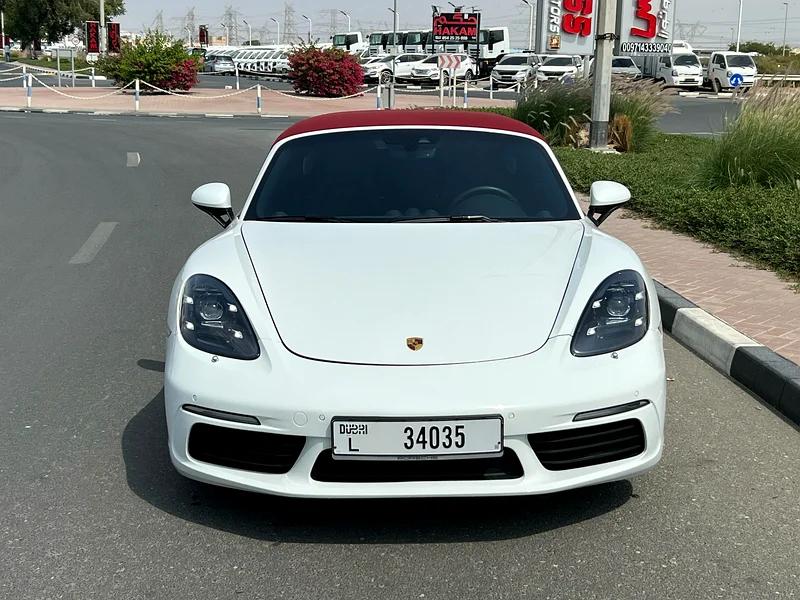 Porsche 718 Boxster - 2019 - 51000 Km - Clean Title - Soft Top Convertible63169916420739111