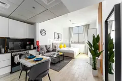 Sleek &amp; Vibrant Studio | Superb Amenities