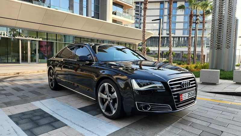 2014-Audi A8L-4.0L-8 Cyl -Full option-Excellent Condition63224791360387111