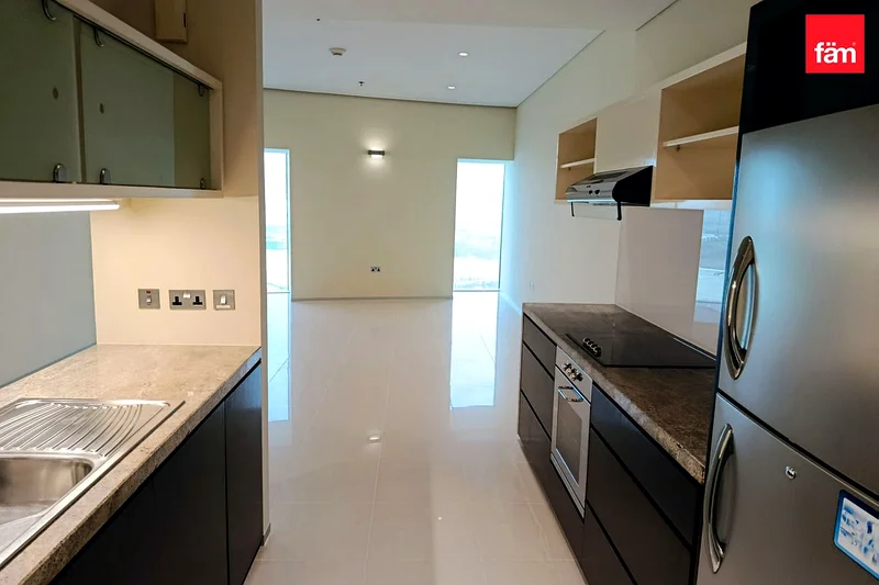 High-floor apt with stunning Emirates Towers views62890348520321113