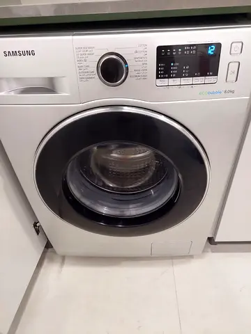 Samsung  washing machine 8 kg washer 1400 Rpm washer