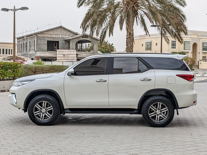 TOYOTA FORTUNER 2020 V4 2.7L ORIGINAL PAINT GCC IN EXCELLENT CONDITION63168031936769114